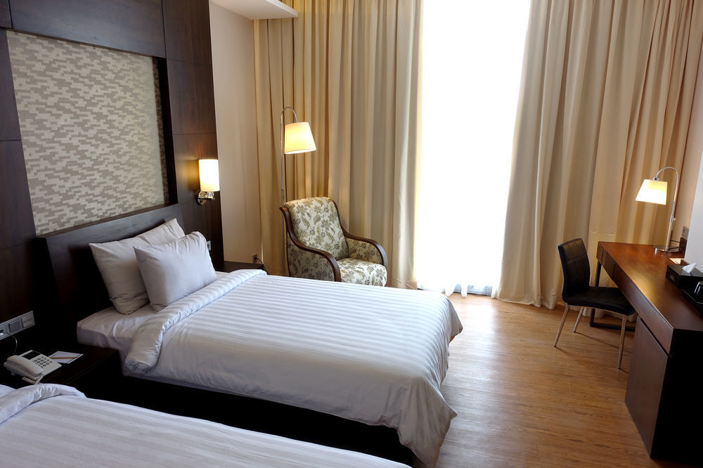 Java Heritage Hotel Purwokerto Eksteriør bilde